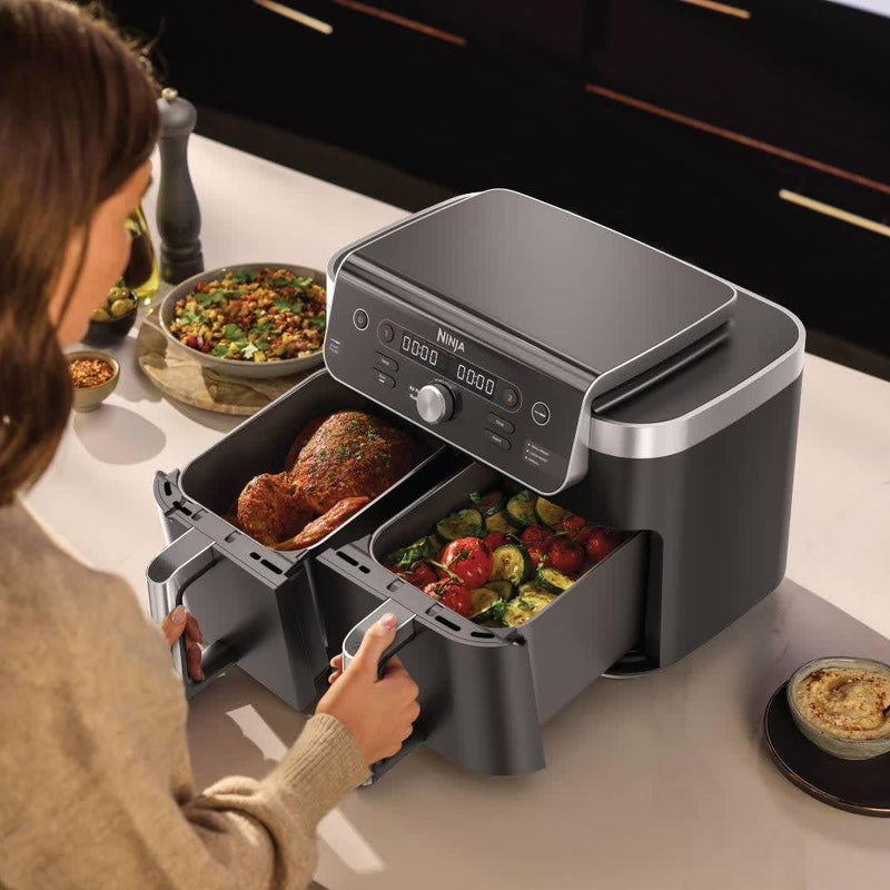 Ninja DualZone XL DZ950EU, 2470 W, 9,5 l karstā gaisa friteris ar 2 neatkarīgām 4,75 l zonām, viedo Smart Cook termometru, 6 gatavošanas programmām, SYNC un MATCH funkcijām