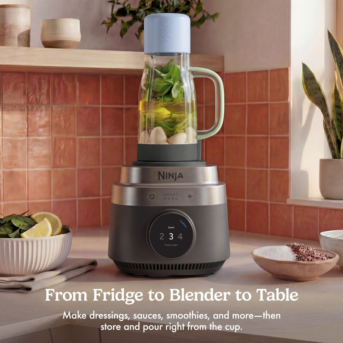 Ninja CrushBOSS LB401EUBK 3-in-1 blenderis ar 1200 W jaudu, 2,1 l krūzi un pārtikas smalcinātāju