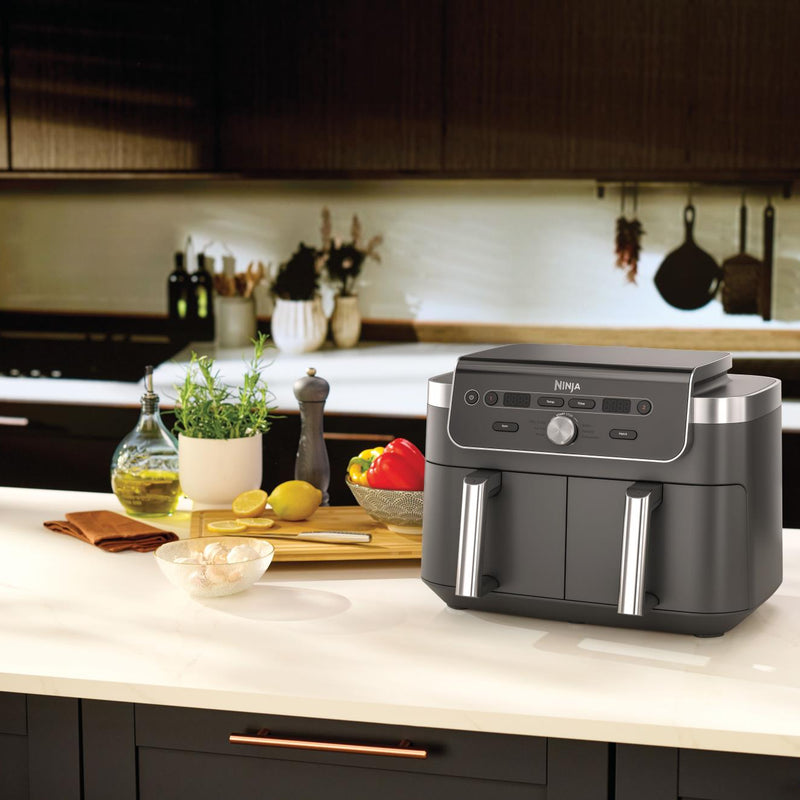 Ninja DualZone XL DZ901EU, 2470 W, 9,5 l karstā gaisa friteris ar 2 neatkarīgām 4,75 l zonām, 6 gatavošanas programmām, Sync funkciju, 40–240 °C un nepiedegošu PFAS nesaturošu pārklājumu