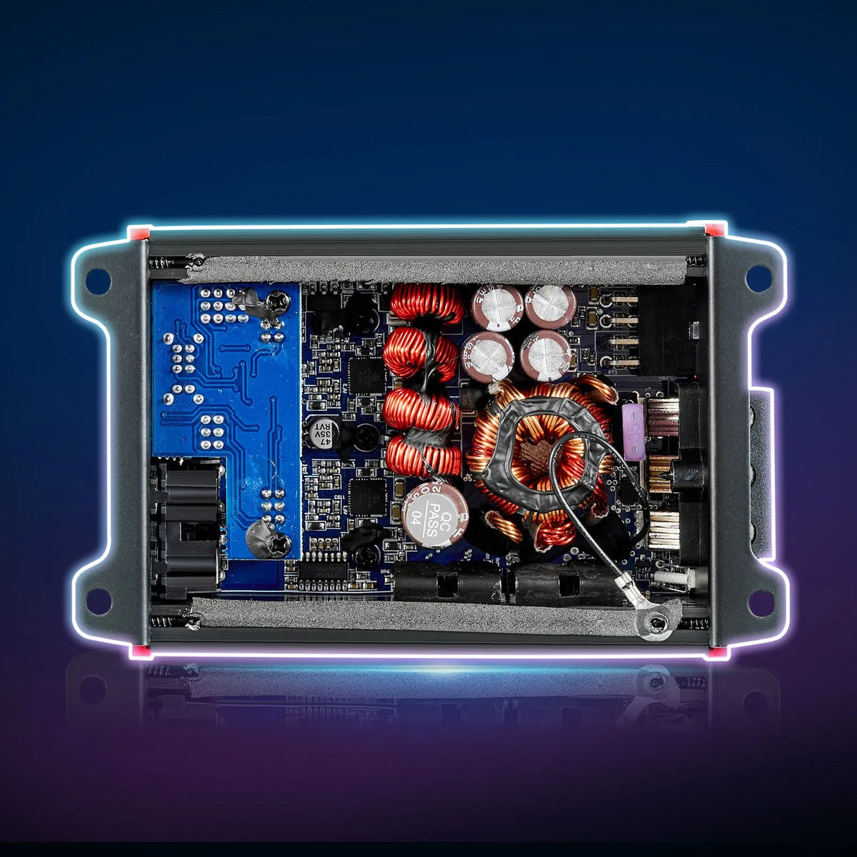 VEVOR automašīnas audio pastiprinātājs, 4 kanālu tiltojams auto pastiprinātājs, daudzkanālu Class D stereo pastiprinātājs ar maksimālo jaudu 4 × 120 W pie 4 Ω / 4 × 200 W pie 2 Ω, augstas jaudas pastiprinātājs SUV, pikapiem un bezceļu transportlīdzekļiem - ZEMLETES.LV