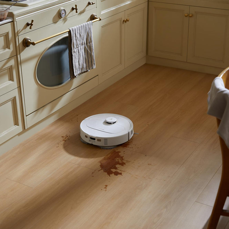 Roborock Qrevo C Pro White QRRCP02-00, robotizēts putekļsūcējs ar sauso un mitro uzkopšanu, 18 500 Pa, LiDAR navigāciju un pašattīrīšanās staciju