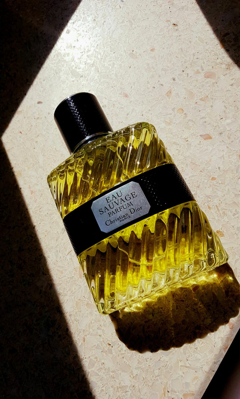 Dior Eau Sauvage Parfum EDP 100ml – klasiski elegants vīriešu aromāts ar citrusaugļu un vetivērijas notīm.