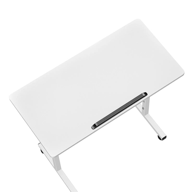 VEVOR mobilais sēdus-stāvus darba galds ar regulējamu augstumu, 360° grozāmu virsmu, āķi, bloķējamiem riteņiem un 25 kg nestspēju, 810 × 410 mm
