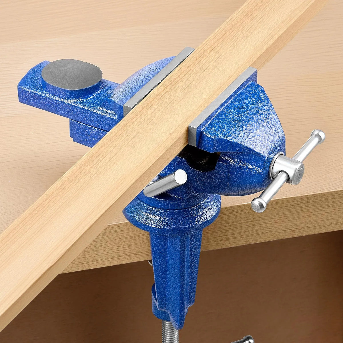 VEVOR Bench Vise 76 mm with 360° Rotating Base and Quick Clamp, Cast Iron