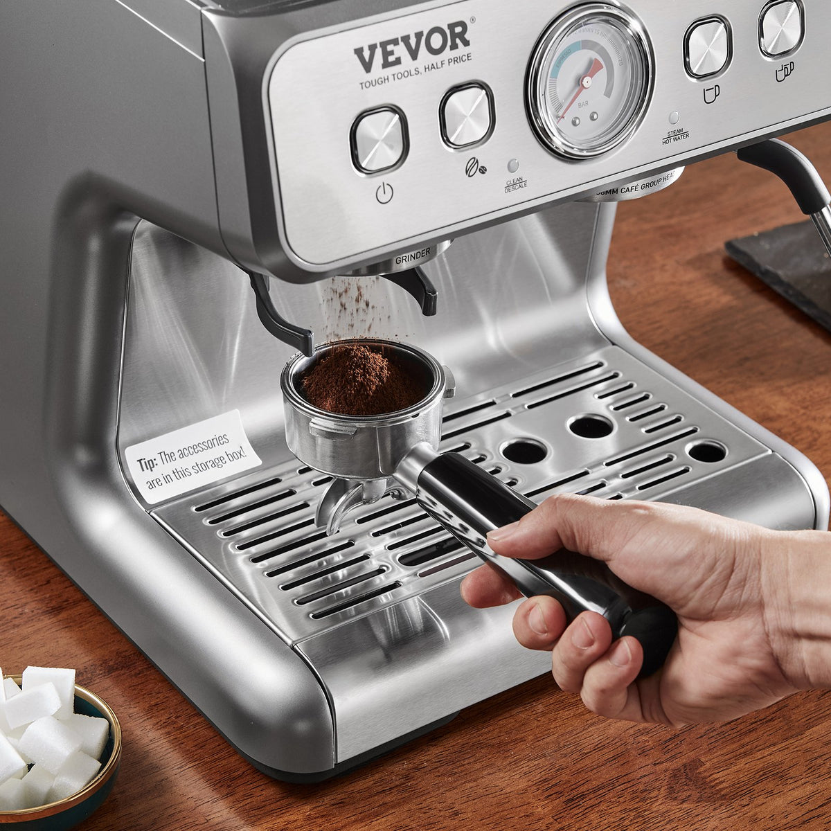 VEVOR pusautomātiskais espresso automāts 15 bar ar dzirnaviņām