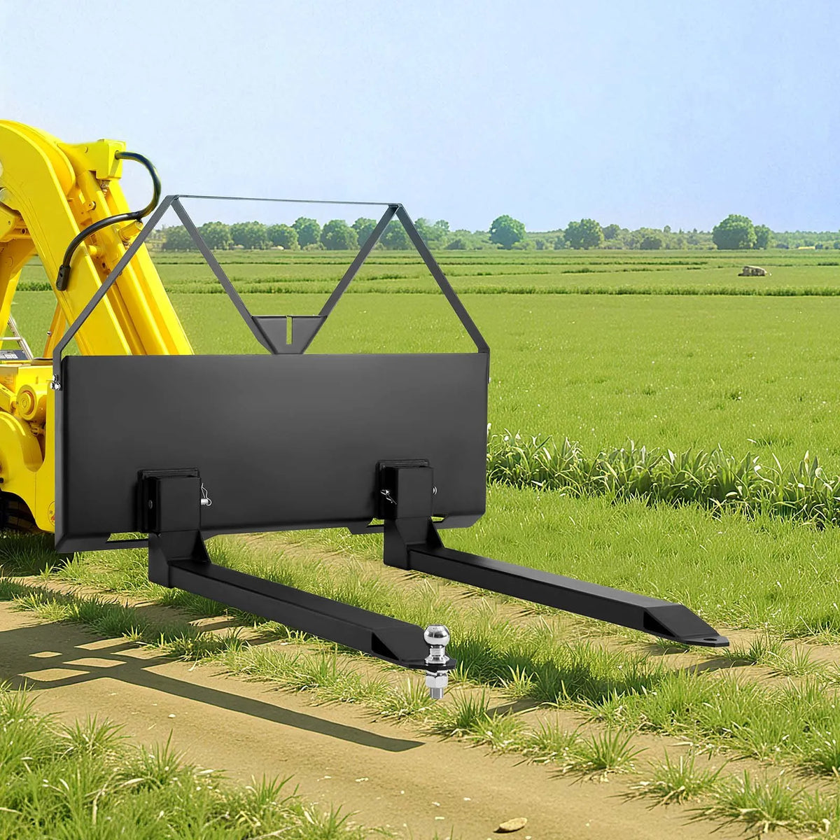 Mini loader pallet forks with 1179 kg lifting capacity, 122 cm fork tines, 47.6 mm ball hitch coupling and quick attachment for mini loaders and tractors