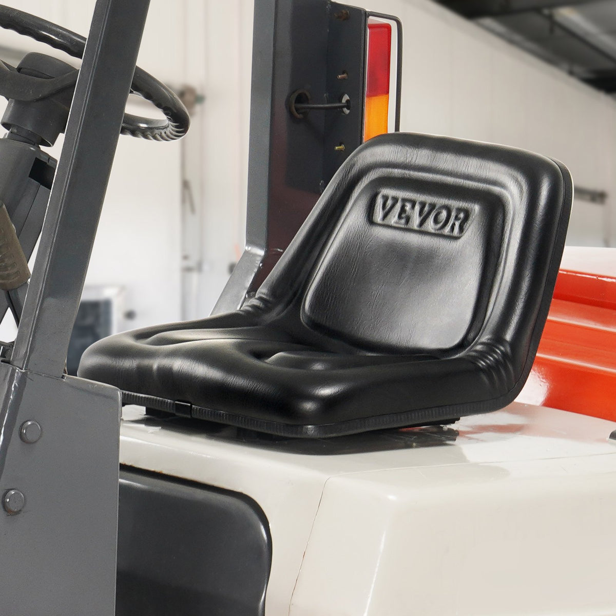 VEVOR Universal Tractor Seat, Lawn Mower Seat with Micro Switch and Drainage Holes, 160–340 mm Mounting Distance, Suitable for Tractors, Loaders and Excavators