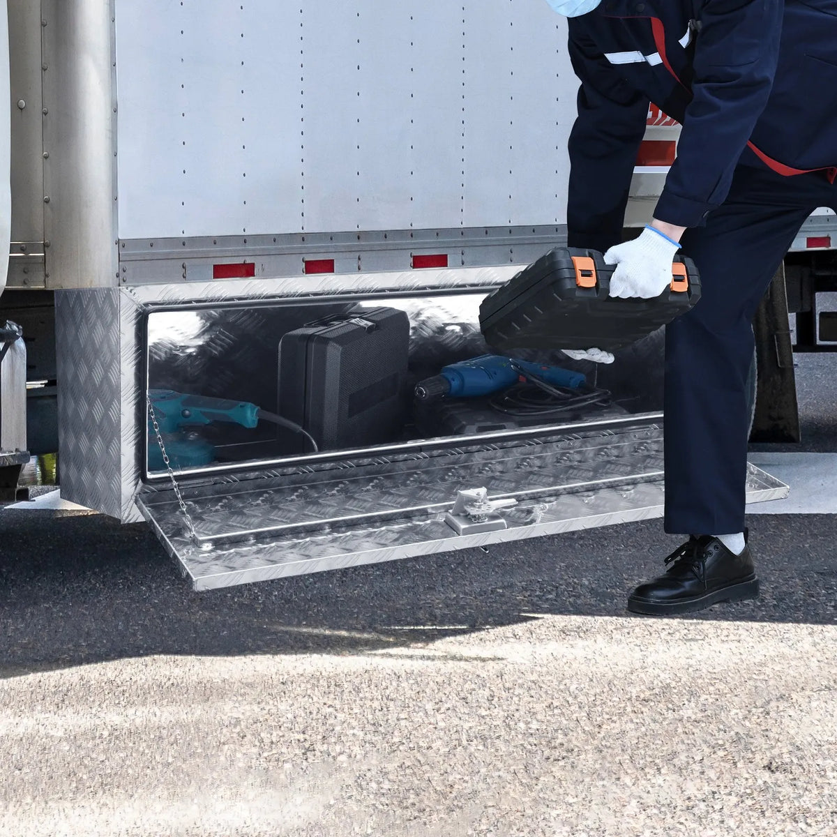 VEVOR Aluminium Tool Box for Truck Bed, 152.4 × 43.2 × 45.7 cm, Diamond Plate Construction, T-Handle Latches and Lockable Lid, Waterproof Storage Box for Trucks, Vans and Trailers