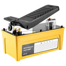 Pneimatiskais hidrauliskais kājas sūknis ar 689 bar darba spiedienu, 1,6 L eļļļas tvertni, 9,5 mm NPT eļļļas izeju un 6,4 mm NPT gaisa ieplūdi, alumīnija korpuss, paredzēts automobiļu remonta rāmja presēm un hidrauliskajām presēm