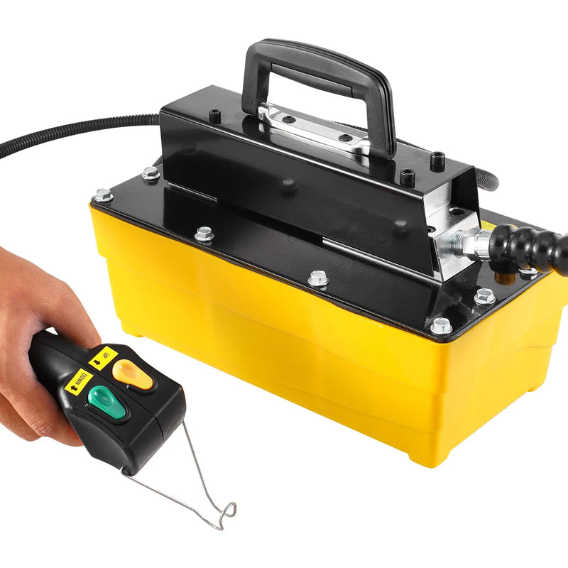 Pneimatiskais hidrauliskais sūknis 689 bar, 2,3 L eļļļas tvertne, plastmasas korpuss ar tālvadības vadību, paredzēts automobiļu rāmja un hidrauliskajām presēm