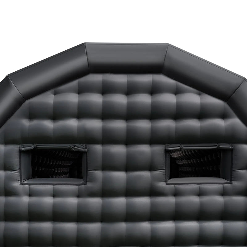 9 × 6 × 4 m piepūšama ballīšu telts ar 1100 W gaisa pūtēju un smilšu maisiem, ventilējama piepūšamā telts ar 2 logiem, piepūšama kuba tipa telpa pasākumiem, dzimšanas dienām un kāzām