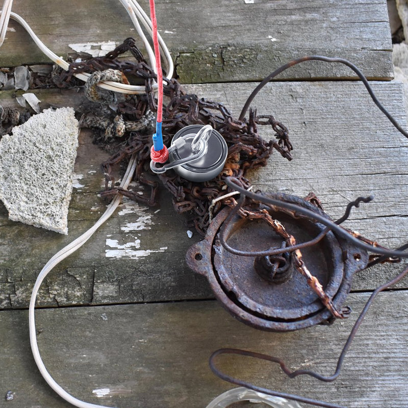 VEVOR magnētiskās makšķerēšanas komplekts ar 545 kg vilkmes spēku, dubultpusējs, Ø 75 mm, ar virvi, āķi, cimdiem, ūdensdrošu futrāli, vītņstiprinātāju un acu skrūvi