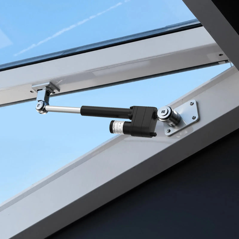 VEVOR lineārais aktuators 12 V 15 cm īpaši smagas slodzes 9000 N lineārās kustības aktuators IP65 5 mm/s ar montāžas kronšteiniem industriālajām iekārtām kuģiem un smagu pacelšanas sistēmām