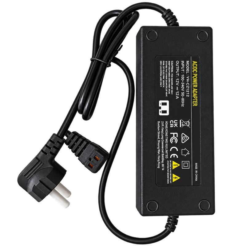 220V adapteris