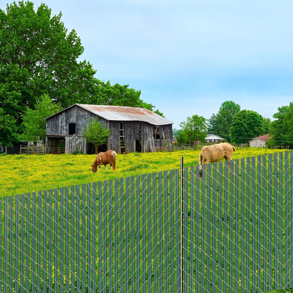 Metal mesh fence privacy slats with single wall, 122 cm height for fence, with bottom fixing