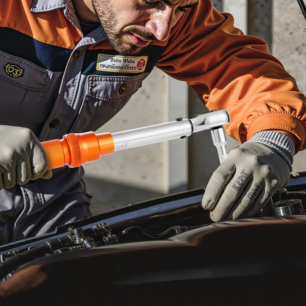 VEVOR Click-Type Torque Wrench Set, 6.35 mm Drive, 2.3–22.6 N·m Range, Bidirectional with Dual Scale, 72-Tooth Mechanism, ±3% High Precision, with Socket Set and Extension Bar, Bicycle Repair, Orange