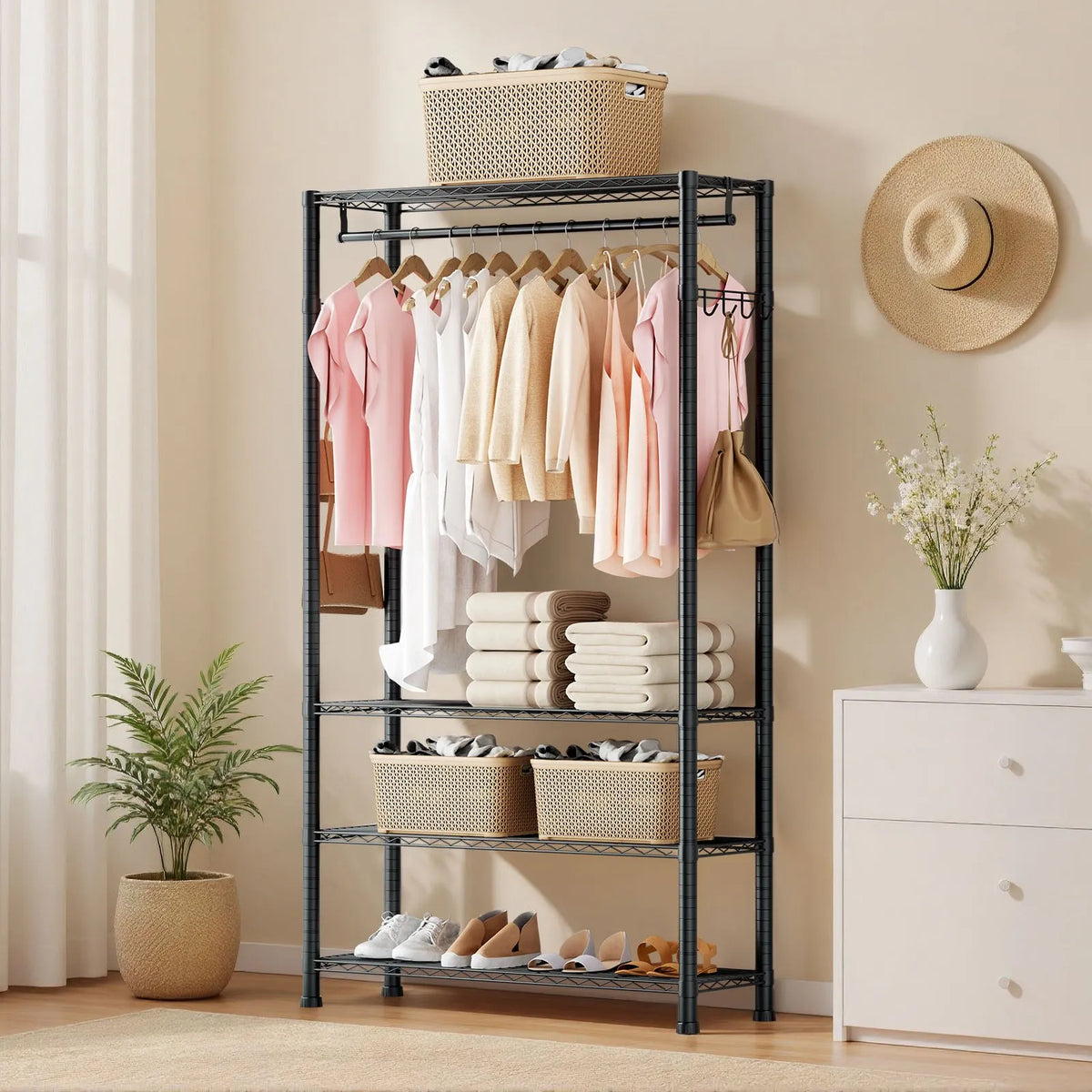 Adjustable 4-Tier Clothing Rack, Carbon Steel, 227 kg Load Capacity, Suitable for Bedroom, Clothing Store and Hallway