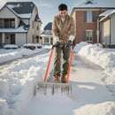 Sniega stūmējlāpsta ar riteņiem, 61 cm metāla sniega tīrīšanas lāpsta ar divvirzienu leņķotu asmeni un 90° regulējamu kātu, pārnēsājams sniega tīrīšanas rīks piebraucamajiem ceļiem un dārzam