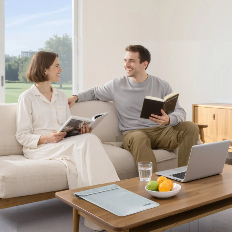 VEVOR ugunsdroša dokumentu soma, karstumizturīga līdz 650 ℃, uguns- un ūdensdroša ar gludu rāvējslēdzēju, pārnēsājams failu uzglabāšanas organizators mājām, birojam vai ceļojumiem, piemērota pasēm, svarīgiem dokumentiem un failiem