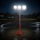 LED darba lampa ar statīvu, 15 000 lm, trīs galvu pārnēsājama kempinga lampa ar individuāliem slēdžiem, trijkāja statīvu un 3,3 m strāvas kabeli, piemērota iekštelpām un āra būvlaukumiem, IP65 ūdensizturīga