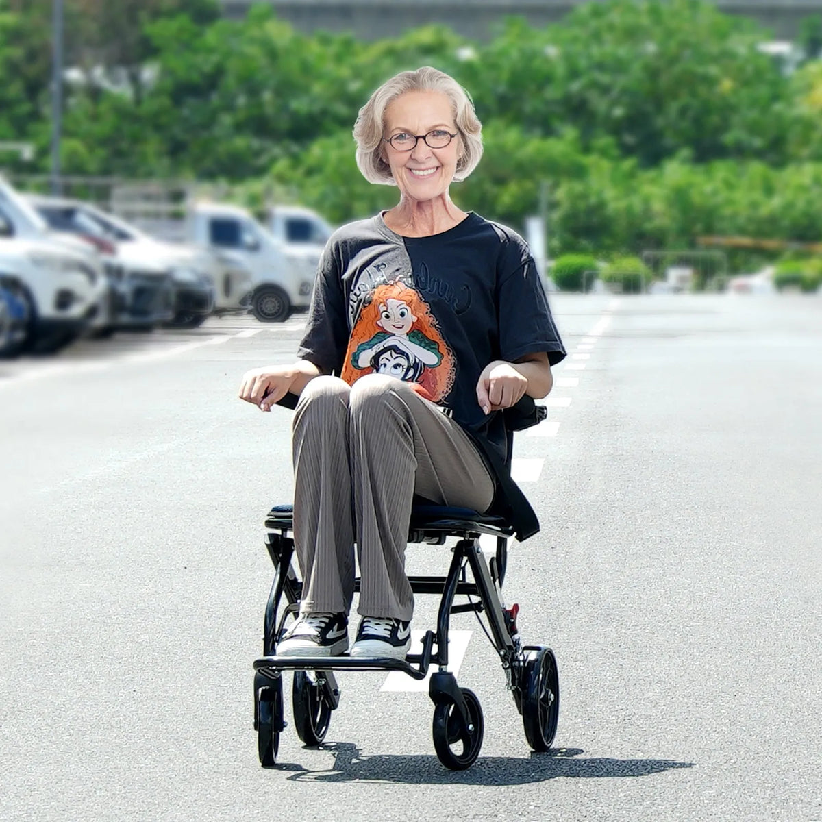 VEVOR transporta ratiņkrēsls no alumīnija sakausējuma, salokāms, sēdekļa platums 40 cm, slodze līdz 99,8 kg - ZEMLETES.LV