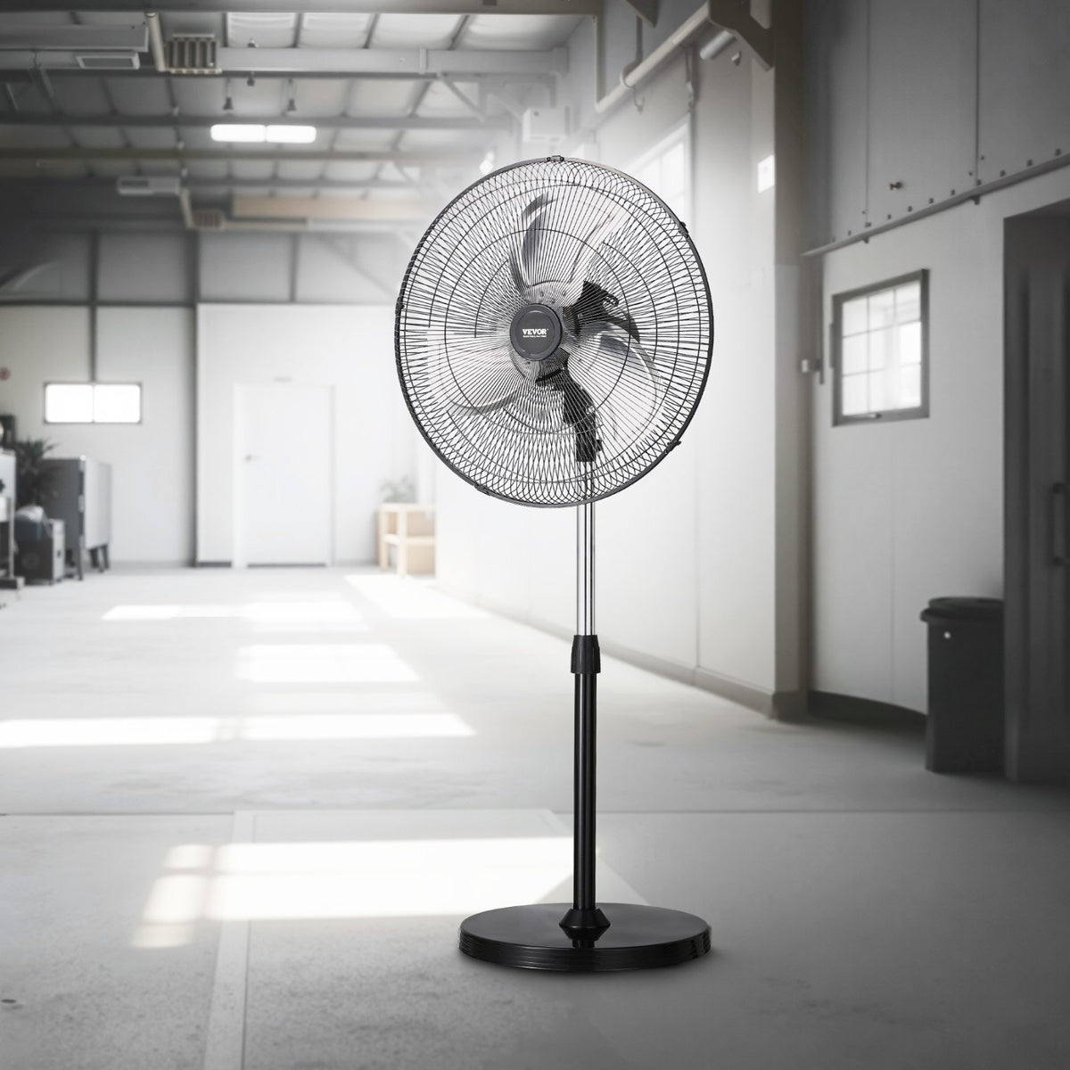 VEVOR 50 cm rūpnieciskais stāvošais ventilaatorid, 3 ātrumi, oscilējošs, augstuma regulēšana