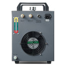 VEVOR CW-3000 ir gaisa industriālais ūdens dzesētājs ar 12L ūdens tvertnes ietilpību un 12 litru/minūtes maksimālo plūsmas ātrumu, ideāli piemērots lāzera gravēšanas mašīnu dzesēšanai un lāzera caurules dzesēšanas sistēmai.