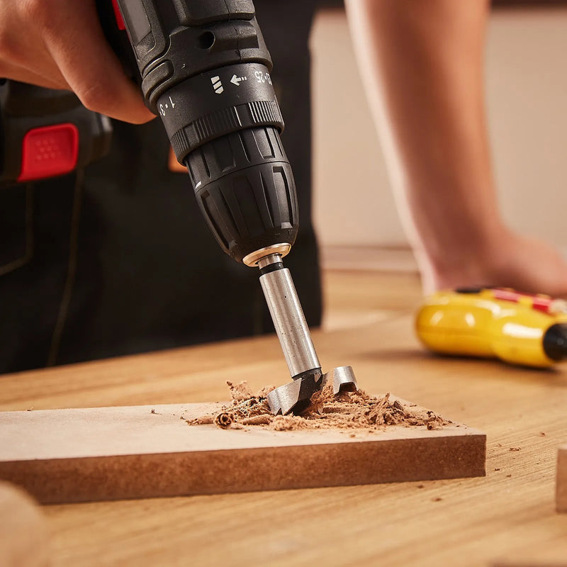 VEVOR Forstnera urbju komplekts, 16 gab., 6,4–41,3 mm, oglekļa tērauds, ar universālu apaļu kātu, Forstnera urbji kokam un kompozītmateriālu plāksnēm, paredzēti kokapstrādei