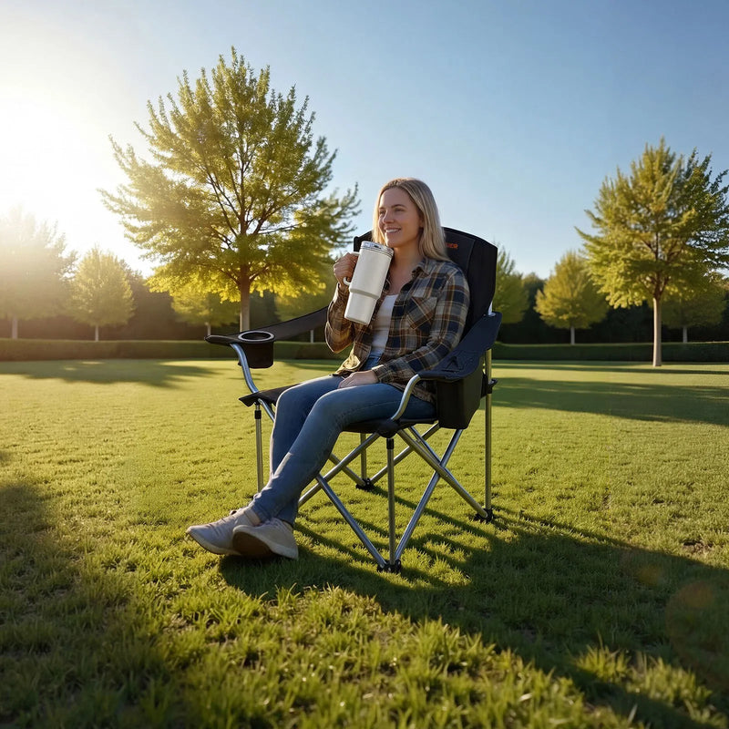 VEVOR saliekami kempinga krēsli 2 gab., maksimālā slodze 204 kg, ar polsterētu atzveltni un roku balstiem, krūzes turētāju, sānu kabatu un dzesēšanas somu, portatīvi krēsli kempingam un makšķerēšanai