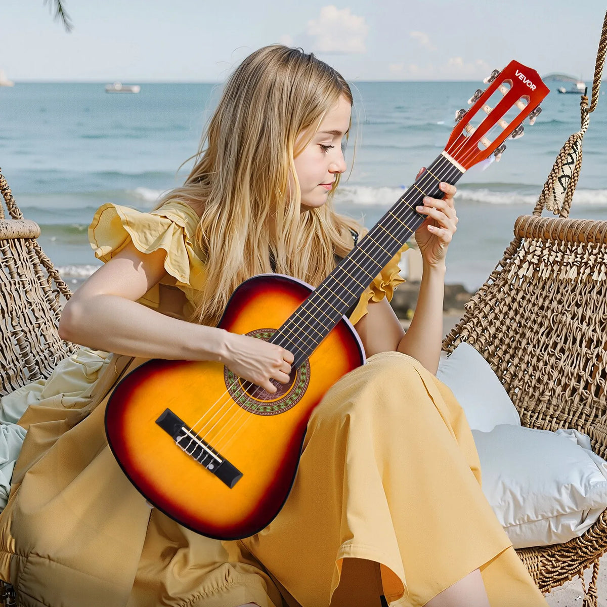 VEVOR Classical Guitar 780 mm with Nylon Strings, Beginner Kit with Bag, Strap, Tuner and Capo, Sunset Tone