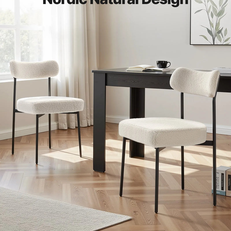 VEVOR 2 gab. bouclé stila krēsli ar Šerpas auduma apdari, noapaļotu atzveltni un melnām metāla kājām, balti