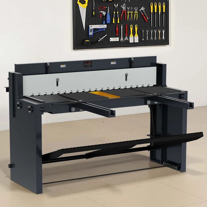 VEVOR pedāļa lokšņu metāla šķēres, griešanas platums 1320 mm, manuālas grīdas šķēres ar masīva tērauda rāmi, regulējama asmeņu atstarpe, materiāla atdures, kājas pedāļa vadība tērauda, vara, armatūras un alumīnija griešanai