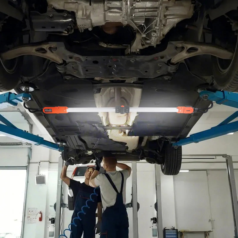 Motortelpas darba LED lampa, 2300 lm, 6000 mAh, uzlādējama, pārnēsājama, ar āķiem