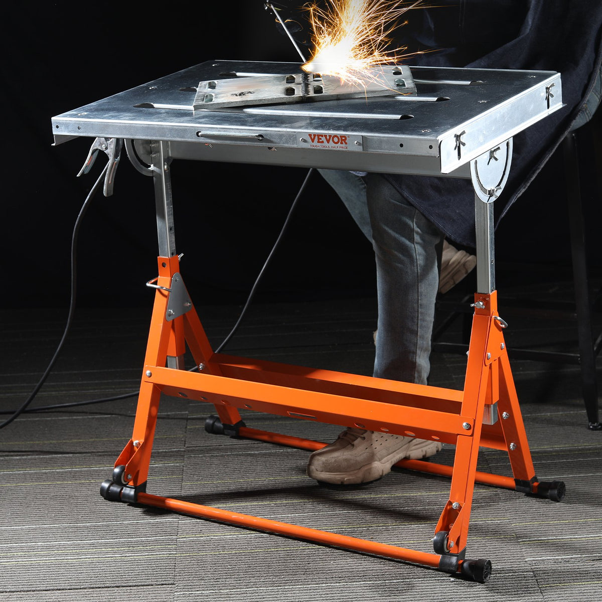 VEVOR Folding Welding Table 76 × 51 cm, 181 kg, on Wheels, 3 Angles, Adjustable Height