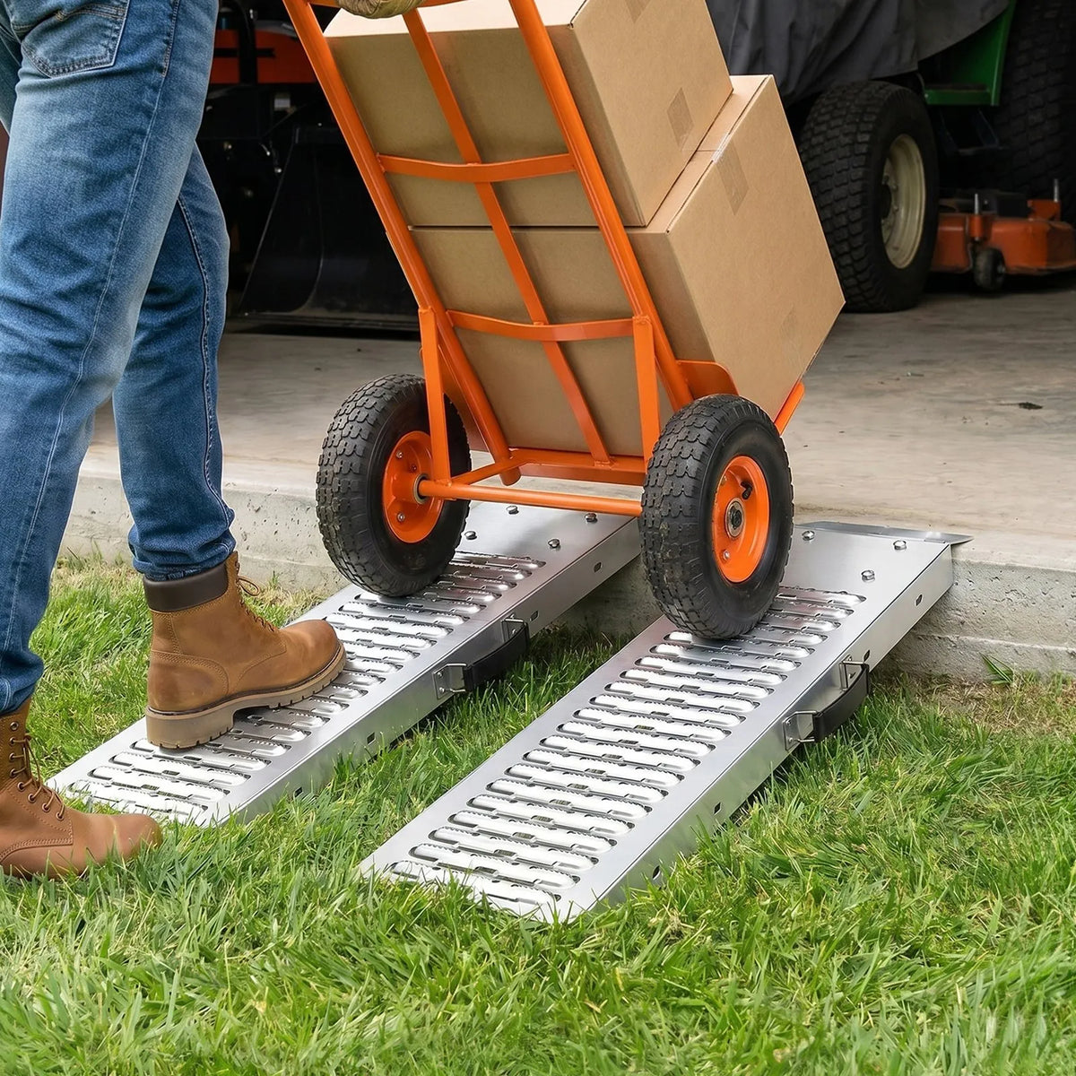 VEVOR piekabes uzbrauktuves, 2 gab., 985 × 225 mm, tērauda uzbraukšanas rampas ar neslīdošu virsmu, kravnesība 544 kg, motocikliem, zāles pļāvējiem, traktoriem un ratiem