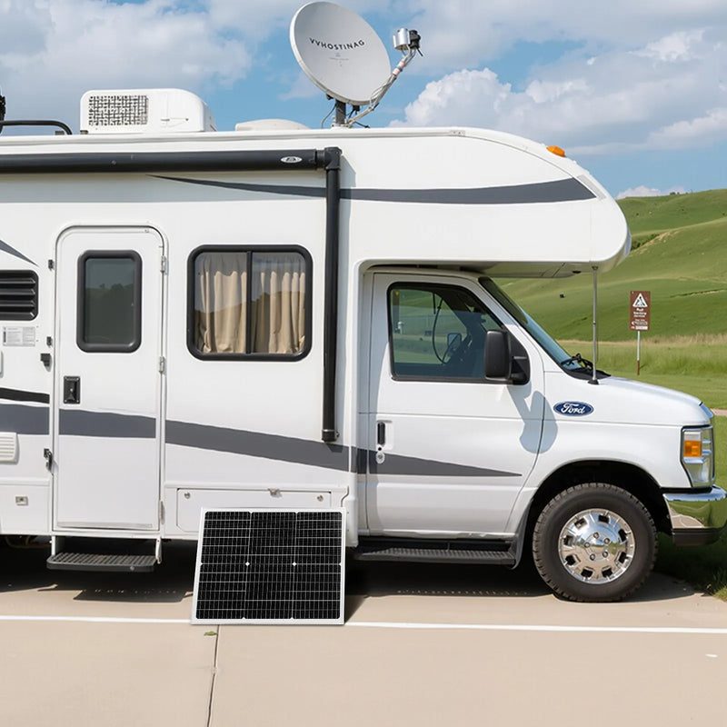 VEVOR 50 W 12 V saules akumulatora uzturuzlādes lādētājs ar monokristālisku paneli un MPPT kontrolieri, IP65 ūdensizturīgs, paredzēts automašīnām, laivām, kemperiem un piekabēm, uzstādīšanai uz plakana jumta (kronšteins nav iekļauts)