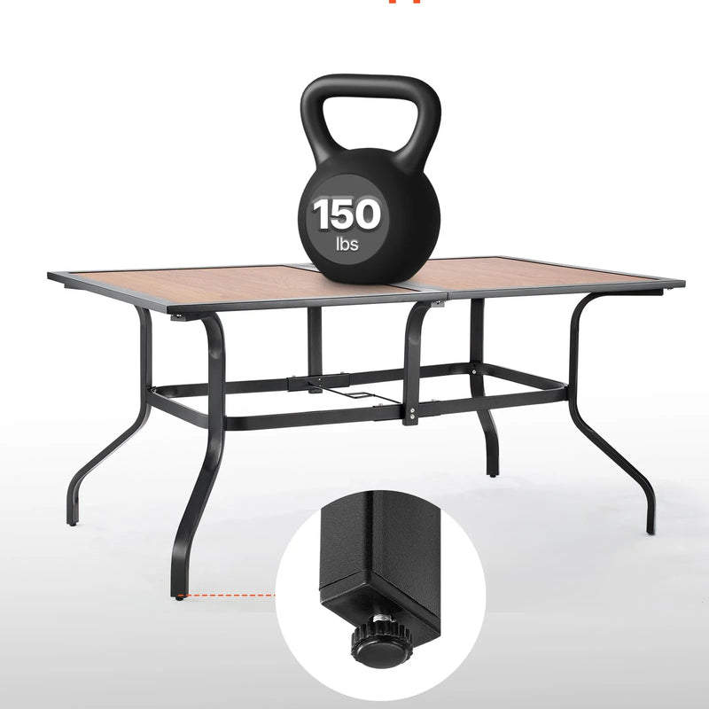 VEVOR āra terases galds, 150 cm taisnstūra tērauda galds ar koka imitācijas virsmu, piemērots 4–6 personām, ar 38 mm saulessarga atveri, laikapstākļu izturīgs dārza un lieveņa galds, brūns