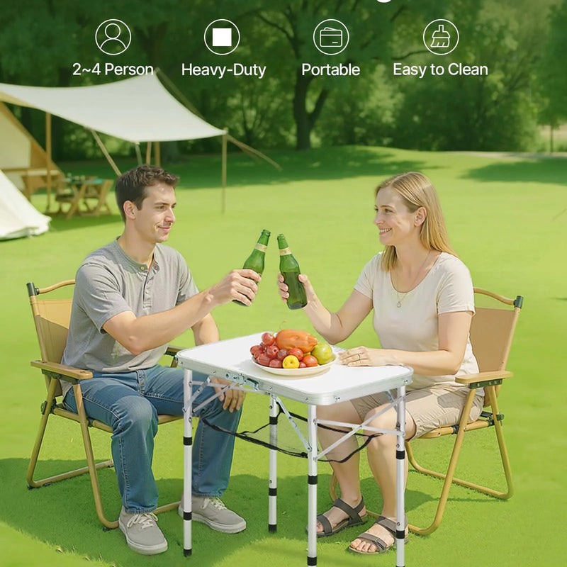 Saliekams kempinga galds, regulējama augstuma, pārnēsājams alumīnija un MDF sānu galds ar sieta plauktu un rokturi, viegls un kompakts galds āra piknikam, grilēšanai un atpūtai pie jūras, 60 × 40 cm, sudraba krāsa