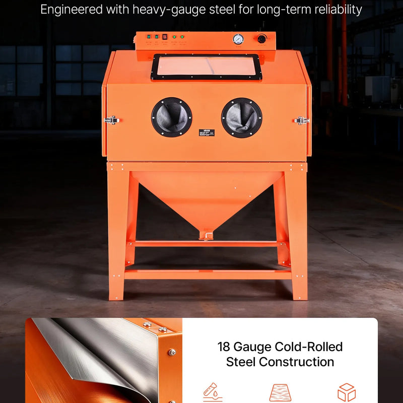 VEVOR 435 l smilšu strūklas kabīne no pastiprināta tērauda ar divu strūklas pistoļu komplektu, 117 l abrazīvā materiāla tvertni un 1200 W jaudīgu putekļu savācēju lielgabarīta detaļu rūsas noņemšanai un virsmu apdarei