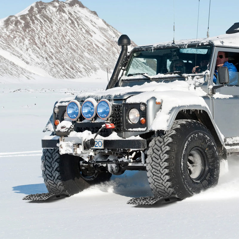 VEVOR 10 t PP saķeres dēļi bezceļu transportlīdzekļiem, īsie melnie riepu saķeres paklāji sniegam, smiltīm, dubļiem un irdenam reljefam, komplektā ar uzglabāšanas somu