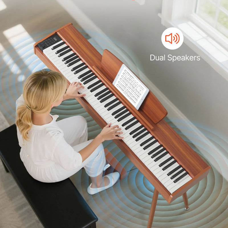 VEVOR digitālā klaviatūra ar 88 pilnsvara taustiņiem, elektriskās klavieres ar nošu statīvu, trīskāršo pedāli un barošanas adapteri, 280 tembriem un bezvadu savienojuma atbalstu, iesācējiem, koka krāsā