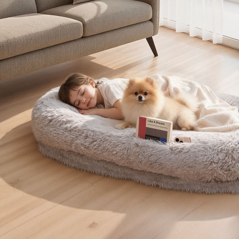 VEVOR cilvēka izmēra suņu gulta, 1320 × 860 × 240 mm ortopēdisks memory foam matracis, cilvēka izmēra gulta suņiem ar sānu kabatu, rokturi un rāvējslēdzēju, noņemama un mazgājama mašīnā, pelēkā krāsā.