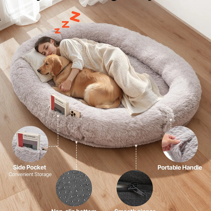 VEVOR cilvēka izmēra suņu gulta, 1760 × 1220 × 240 мм, ortopēdiska atmiņas putu gulta cilvēkiem un mājdzīvniekiem, ar sānu kabatu, rokturi un rāvējslēdzēju, noņemams un veļasmašīnā mazgājams pārvalks, pelēka