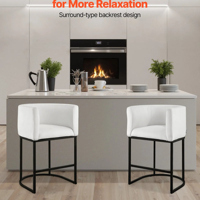 VEVOR bāra krēslu komplekts (3 gab.), 63 cm augsti bāra krēsli ar atzveltni un roku balstiem, metāla rāmi un kāju balstu, auduma apdari, piemēroti virtuves salai, bāra letei vai ēdamistabai, balti