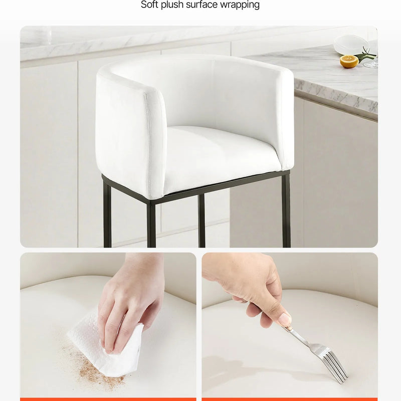 VEVOR bāra krēslu komplekts (3 gab.), 63 cm augsti bāra krēsli ar atzveltni un roku balstiem, metāla rāmi un kāju balstu, auduma apdari, piemēroti virtuves salai, bāra letei vai ēdamistabai, balti