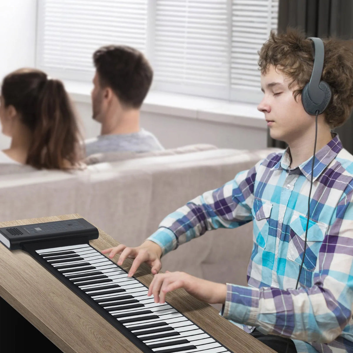 VEVOR Rolling Keyboard 88 Keys with 128 Rhythms, 128 Timbres, Battery, Speaker and MIDI