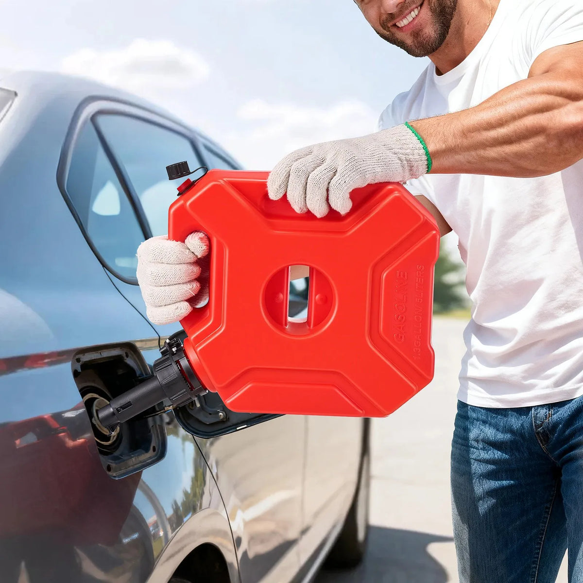VEVOR 5 L Fuel Can, Flat Portable Fuel Tank with Spout and Locking Strap, Maximum Flow Rate 15 L/min, Hermetic and Safe, Suitable for Cars, Motorcycles, ATVs and UTVs, Red