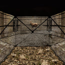 Medību slēpnis ar 270° caurskatāmu vienvirziena sietu, paredzēts 4–5 personām