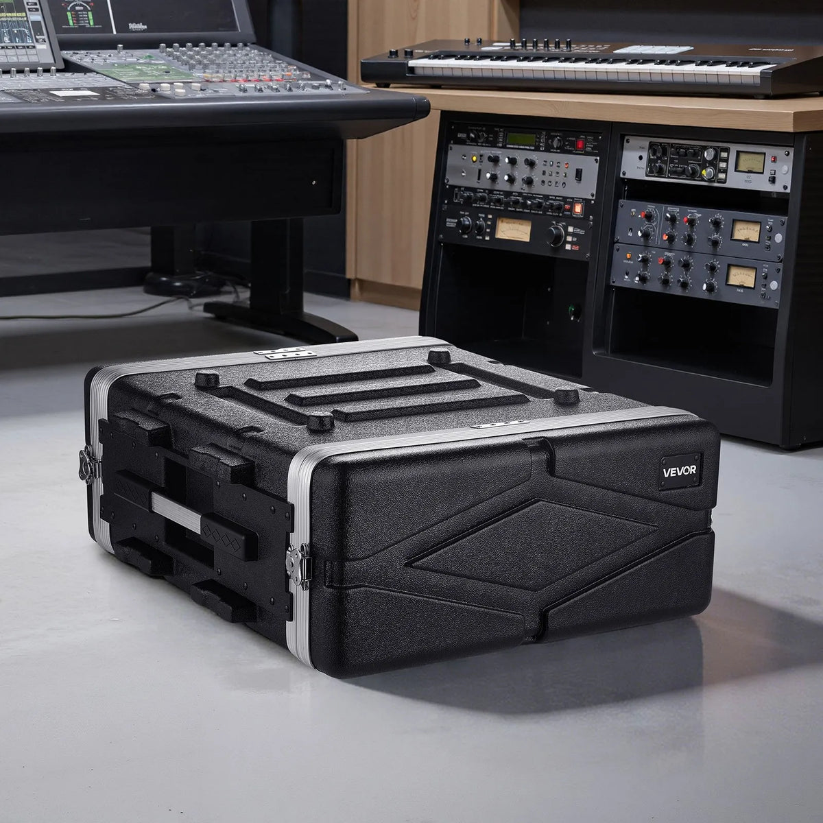 VEVOR 4U rack skapja koferis 480 mm dziļums, serveru un audio aprīkojuma statīva korpuss ar ABS konstrukciju, noņemamiem priekšējiem un aizmugurējiem vākiem, pagriežamām slēdzenēm pastiprinātājiem un DJ mikseriem