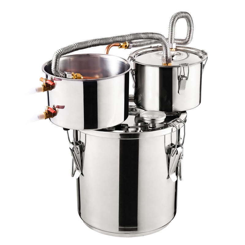 11.4L divu kondensatoru destilācijas aparāts ar iebūvētu termometru uz vāka un 8W ūdens cirkulācijas sūkni, šo iekārtu var izmantot augļu vīnu, brendija, degvīna, viskija, etanola, ūdens un ēterisko eļļu destilācijai.